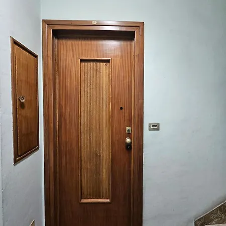 Bengasi Apartamento *